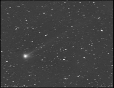 Kometa C/2009 R1 (McNaught)