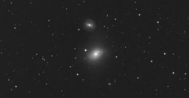 M85 – galaktyka soczewkowata w Warkoczu Bereniki